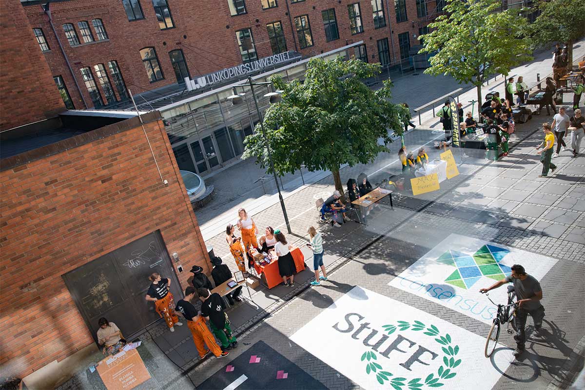 /Global/DisplayMultimediaDescription.ashx?guid=9726b80a-d5e8-411c-899c-dc7a491e1831